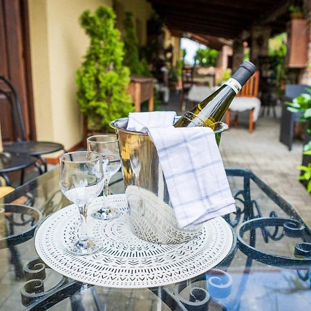 Villafilippa Kresetice Ngoại thất bức ảnh