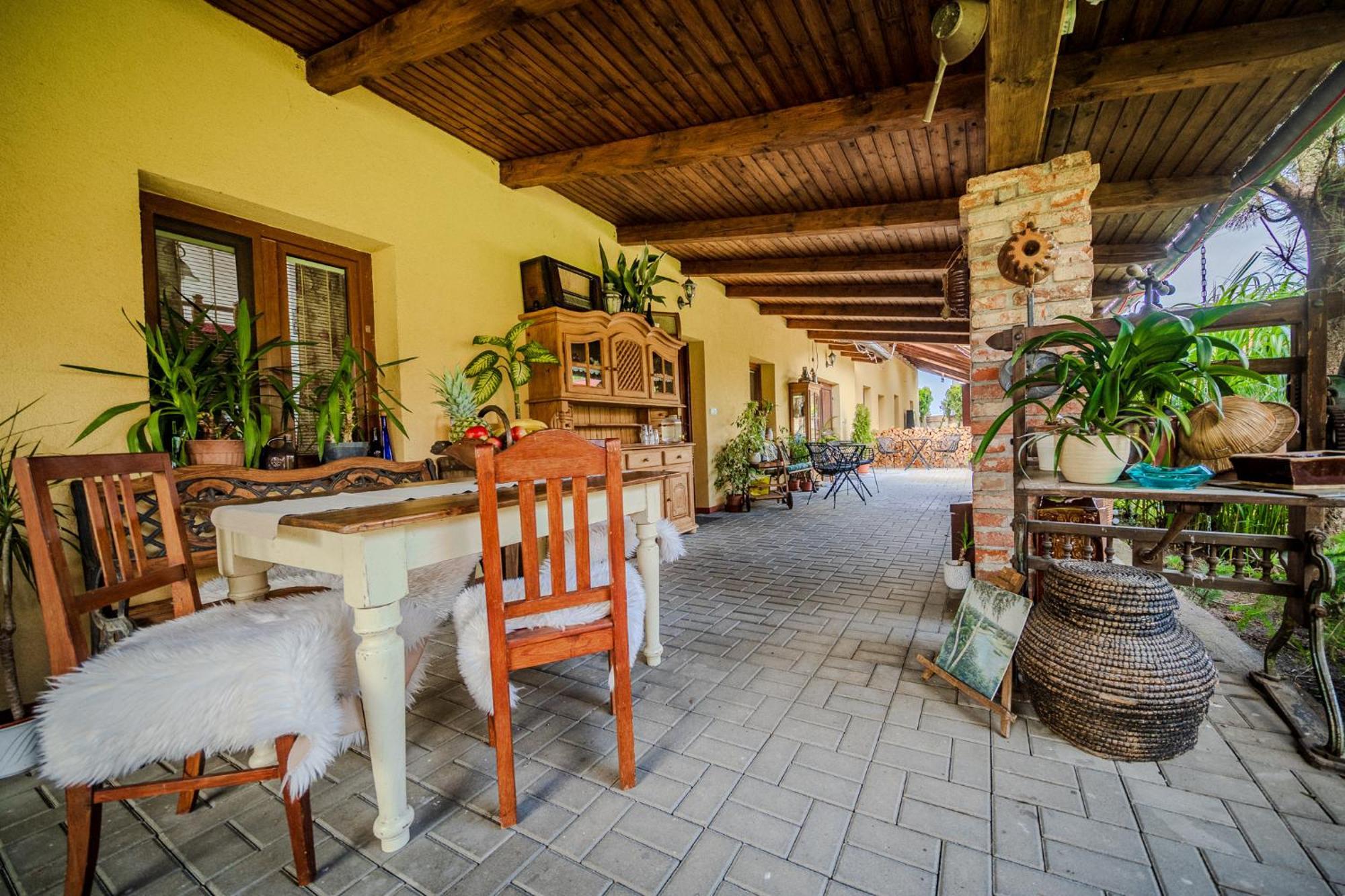 Villafilippa Kresetice Ngoại thất bức ảnh
